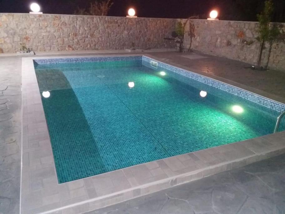 Greek Style Ground Floor Apartment & Pool Jalisos Zewnętrze zdjęcie
