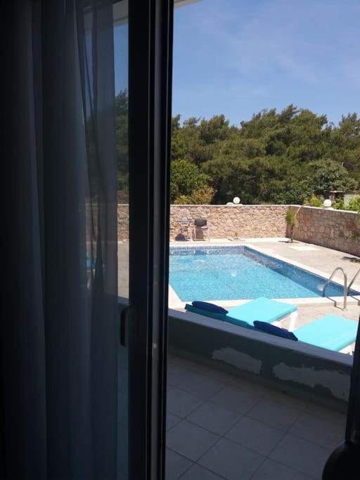 Greek Style Ground Floor Apartment & Pool Jalisos Zewnętrze zdjęcie