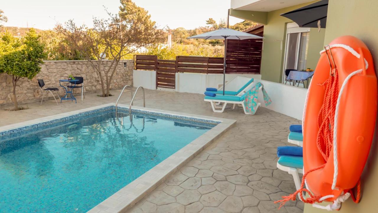 Greek Style Ground Floor Apartment & Pool Jalisos Zewnętrze zdjęcie